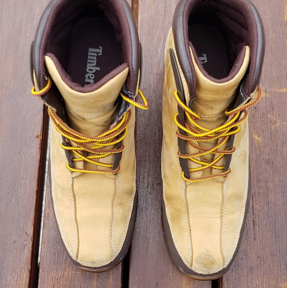 Timberland Women 2" inch heel boots - Picture 4 of 9